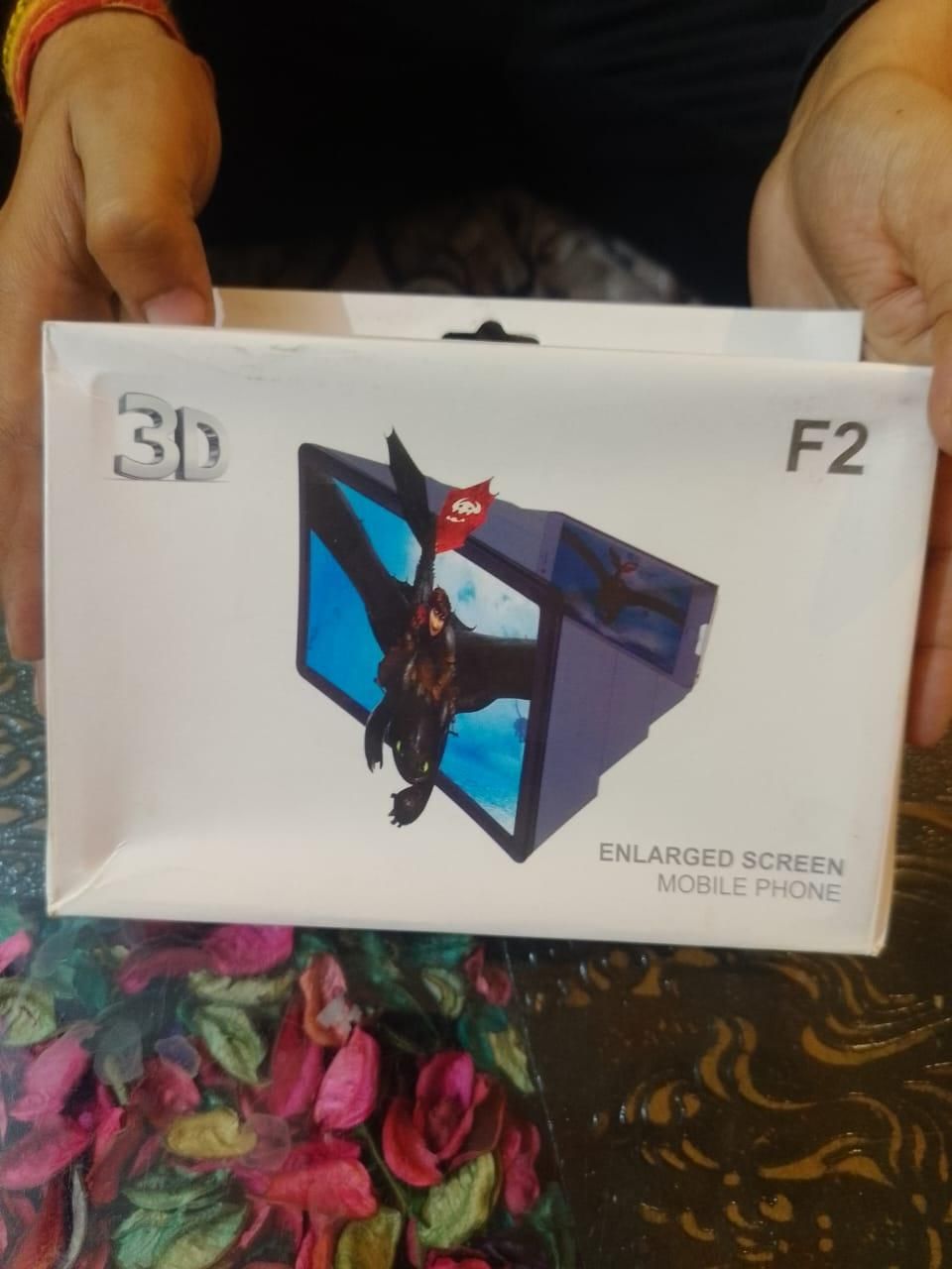 📱 Universal Mobile Phone HD Screen Magnifier (Enlarged Expander)